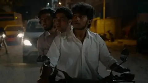 Still 4 of Aavesham (2024) UNCUT WEB-DL [Hindi (ORG-DD5.1) & Malayalam] 4K 1080p 720p & 480p Dual Audio [x264/10Bit-HEVC] HD