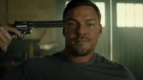 Still 8 of Reacher (Season 3) WEB-DL [Hindi (ORG 5.1) & English] 4K 1080p 720p & 480p [x264/10Bit-HEVC] | [ALL Episodes] | PrimeVideo Series