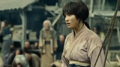 Still 6 of Rurouni Kenshin Part 2: Kyoto Inferno (2014) BluRay [Hindi (ORG 2.0) + English] 1080p 720p & 480p Dual Audio [x264/10Bit-HEVC]