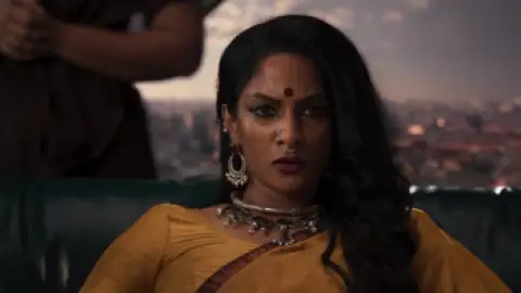 Still 6 of Salaar: Cease Fire – Part 1 (2023) DS4K WEB-DL [Hindi (ORG 5.1) + Telugu] 4K 1080p 720p & 480p Dual Audio [x264/10Bit-HEVC] | ,