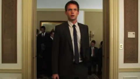 Still 2 of Suits (Season 2) BluRay [Hindi (ORG 2.0) & English] 1080p 720p & 480p [x264/HEVC] | [ALL Episodes]