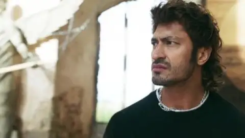 Still 4 of Crakk: Jeetega… Toh Jiyegaa (2024) WEB-DL [Hindi DD5.1] 4K 1080p 720p & 480p [x264/HEVC]