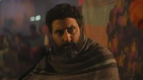 Still 2 of Kaalidhar Laapata (2025) WEB-DL [Hindi DD5.1] 4K 1080p 720p & 480p [x264/HEVC]