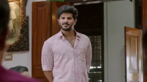 Still 2 of Oru Yamandan Premakadha (2019) UNCUT WEB-DL [Hindi (ORG 2.0) + Malayalam] 1080p 720p & 480p Dual Audio [x264/HEVC]