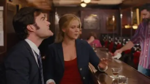 Still 2 of Trainwreck (2015) UNRATED BluRay [Hindi (DD5.1) & English] 1080p 720p & 480p Dual Audio [x264/10Bit-HEVC]