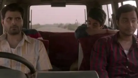 Still 1 of Rangbaaz Phirse (Season 2) WEB-DL Hindi 1080p 720p & 480p x264 DD2.0 | ZEE5 Series