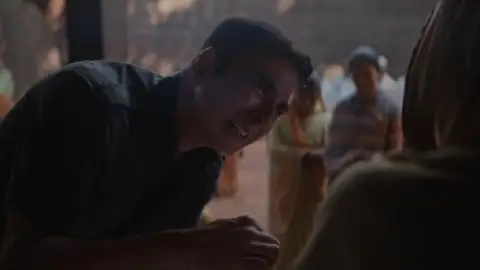 Still 5 of Sarfira (2024) WEB-DL [Hindi DD5.1] 4K 1080p 720p & 480p [x264/HEVC]