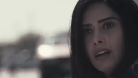 Still 2 of Akelli (2023) WEB-DL [Hindi DD5.1] 4K 1080p 720p & 480p [x264/HEVC]