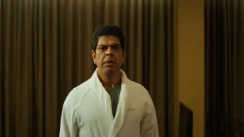 Still 7 of Kolai (2023) WEB-DL [Hindi (ORG DD2.0) & Tamil] 1080p 720p & 480p Dual Audio [x264/HEVC] HD