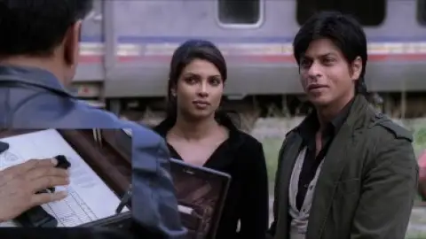Still 4 of Don (2006) Hindi BluRay 1080p 720p & 480p x264 DD5.1