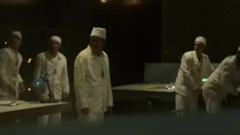 Still 1 of Chernobyl (Season 1) BluRay [Hindi (ORG 2.0) & English] 1080p 720p & 480p [x264/10Bit-HEVC] | [ALL Episodes] | HBO Series