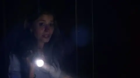 Still 2 of Quarantine 2: Terminal (2011) WEB-DL [Hindi (DD2.0) & English] 1080p 720p & 480p Dual Audio [x264/10Bit-HEVC]