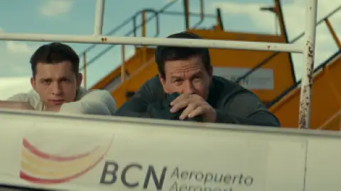 Still 5 of UnCharted (2022) BluRay [Hindi (ORG 5.1) & English] 1080p 720p & 480p Dual Audio [x264/10Bit HEVC]