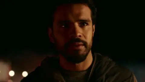 Still 6 of Passenger (2026) WEB-DL [Hindi (DD5.1) & English] 4K 1080p 720p & 480p Dual Audio [x264/10Bit-HEVC]