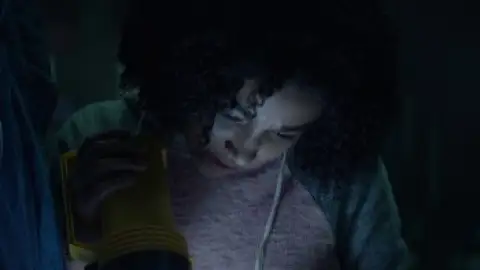 Still 1 of The Darkest Minds (2018) BluRay [Hindi (DD5.1) & English] 1080p 720p & 480p Dual Audio [x264/10Bit-HEVC]