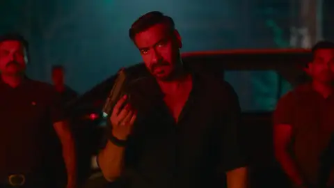 Still 3 of Singham Again (2024) WEB-DL [Hindi ORG-DD2.0] 1080p 720p & 480p [x264/HEVC] | [EXCLUSiVELY By ]