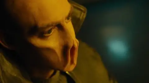 Still 4 of The Blackout (2019) BluRay [Hindi (DD2.0) & English] 1080p 720p & 480p Dual Audio [x264/ESubs]