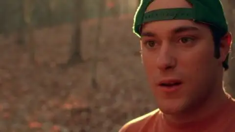 Still 2 of Cabin Fever (2002) UNRATED BluRay [Hindi (DD2.0) & English] 1080p 720p & 480p Dual Audio [x264/ESubs]