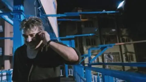 Still 6 of Vedalam (2015) UNCUT WEB-DL [Hindi (DD5.1) & Tamil] 1080p 720p & 480p Dual Audio [x264/10Bit-HEVC]