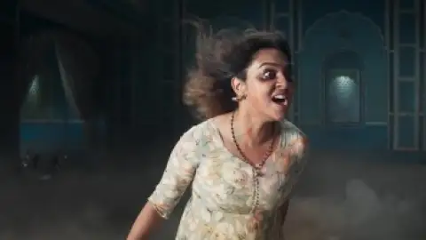 Still 3 of Chandramukhi 2 (2023) WEB-DL Hindi (ORG 5.1) 1080p 720p & 480p [x264/HEVC]