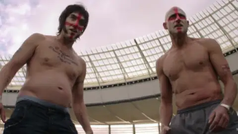 Still 7 of The Brothers Grimsby (2016) BluRay [Hindi (ORG 5.1) + English] 1080p 720p & 480p Dual Audio [x264/10Bit-HEVC]