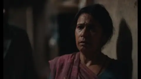 Still 8 of Homebound (2025) WEB-DL [Hindi DD5.1] 4K 1080p 720p & 480p [x264/HEVC]