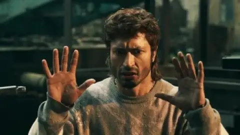 Still 6 of Crakk: Jeetega… Toh Jiyegaa (2024) WEB-DL [Hindi DD5.1] 4K 1080p 720p & 480p [x264/HEVC]