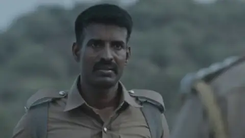 Still 2 of Viduthalai: Part 1 (2023) WEB-DL [Hindi (DD5.1) & Tamil] 4K 1080p 720p & 480p Dual Audio [x264/10Bit-HEVC] | [Theatrical Cut]