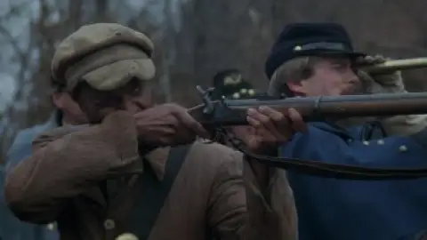 Still 6 of Glory (1989) BluRay [Hindi (ORG 5.1) & English] 4K 1080p 720p & 480p Dual Audio [x264/10Bit-HEVC]
