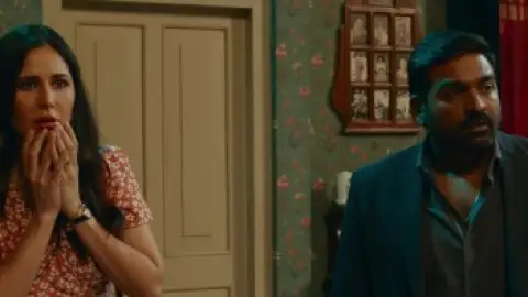 Still 4 of Merry Christmas (2024) WEB-DL [Hindi DD5.1] 1080p 720p & 480p [x264/HEVC]