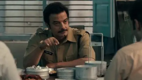 Still 3 of Black Warrant (Season 1) WEB-DL Hindi 4K 1080p 720p & 480p x264 DD5.1 | NF Series