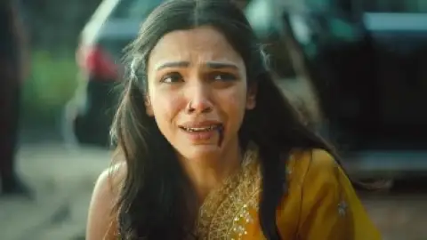 Still 3 of Taaza Khabar (Season 2) WEB-DL [Hindi DD5.1] 4K 1080p 720p & 480p [x264/10Bit-HEVC] HD | ALL Episodes [HotStar Series]