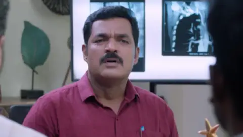 Still 3 of Poikkal Kuthirai (2022) WEB-DL [Hindi (ORG 5.1) + Tamil] 1080p 720p & 480p Dual Audio [x264/Esubs]