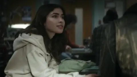 Still 3 of Motorheads (Season 1) WEB-DL [Hindi (DD5.1) & English] 4K 1080p 720p & 480p x264 | AMZN Series