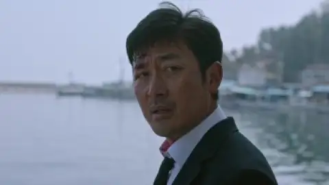Still 8 of Nocturnal (2025) WEB-DL [Hindi (2.0) & Korean] 1080p 720p & 480p Dual Audio [x264/10Bit-HEVC]