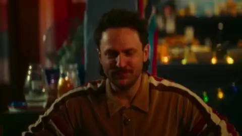 Still 6 of Crap Happens (Season 1) WEB-DL [Hindi (DD5.1) & English] 1080p 720p & 480p Dual Audio [x264/ESubs] | NF Series