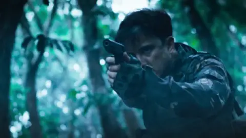 Still 2 of Topakk (2023) WEB-DL [Hindi (2.0) & Filipino] 1080p 720p & 480p Dual Audio [x264/10Bit-HEVC]