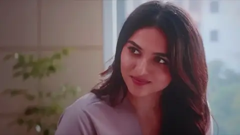 Still 2 of I’m Game (2026) HQ-HDTC [Hindi-Malayalam-Telugu] (LiNE) 1080p 720p & 480p Multi Audio [x264/HEVC]