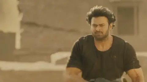Still 7 of Saaho (2019) DS4K WEB-DL [Hindi DD5.1] 4K 1080p 720p & 480p [x264/HEVC]