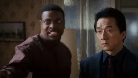 Still 5 of Rush Hour 3 (2007) BluRay [Hindi (ORG 2.0) & English] 1080p 720p & 480p Dual Audio [x264/10Bit-HEVC]
