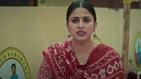 Still 6 of Furlow (2025) WEB-DL [Punjabi DD2.0] 4K 1080p 720p & 480p [x264/HEVC]