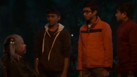 Still 4 of Snakes and Ladders (Season 1) WEB-DL [Hindi (ORG 5.1) & Tamil] 1080p 720p & 480p [x264/ESubs] | [ALL Episodes] | PrimeVideo Series