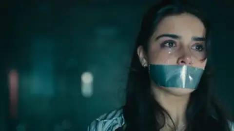 Still 7 of My Fault: London (2025) WEB-DL [Hindi (ORG 5.1) & English] 4K 1080p 720p & 480p Dual Audio [x264/10Bit-HEVC]