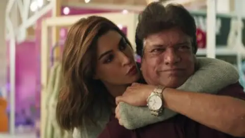 Still 5 of Crew (2024) WEB-DL [Hindi DD5.1] 4K 1080p 720p & 480p [x264/HEVC]