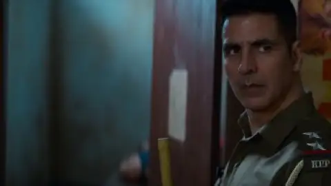 Still 1 of Cuttputlli (2022) WEB-DL [Hindi DD5.1] 4K 1080p 720p & 480p [x264/HEVC]