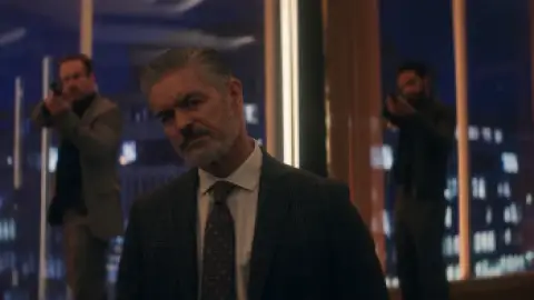 Still 6 of The Man From Toronto (2022) WEB-DL [Hindi 5.1 & English] 1080p 720p 480p Dual Audio x264 HD | [NF Film]