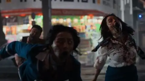 Still 3 of Zom 100: Bucket List of the Dead (2023) WEB-DL [Hindi (ORG 5.1) + Japanese] 1080p 720p & 480p Dual Audio [x264/ESubs]