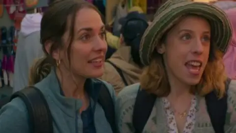 Still 5 of Love at First Kiss (2023) WEB-DL [Hindi (DD5.1) & English] 4K 1080p 720p & 480p Dual Audio [x264/10Bit-HEVC]