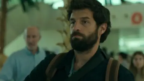 Still 1 of Apocalypse Z: The Beginning of the End (2024) WEB-DL [Hindi (DD5.1) & English] 4K 1080p 720p & 480p Dual Audio [x264/10Bit-HEVC]