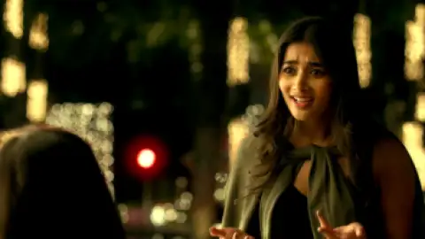 Still 3 of DJ: Duvvada Jagannadham (2017) UNCUT DS4K WEB-DL [Hindi (DD5.1) & Telugu] 4K 1080p 720p & 480p Dual Audio [x264/10Bit-HEVC]